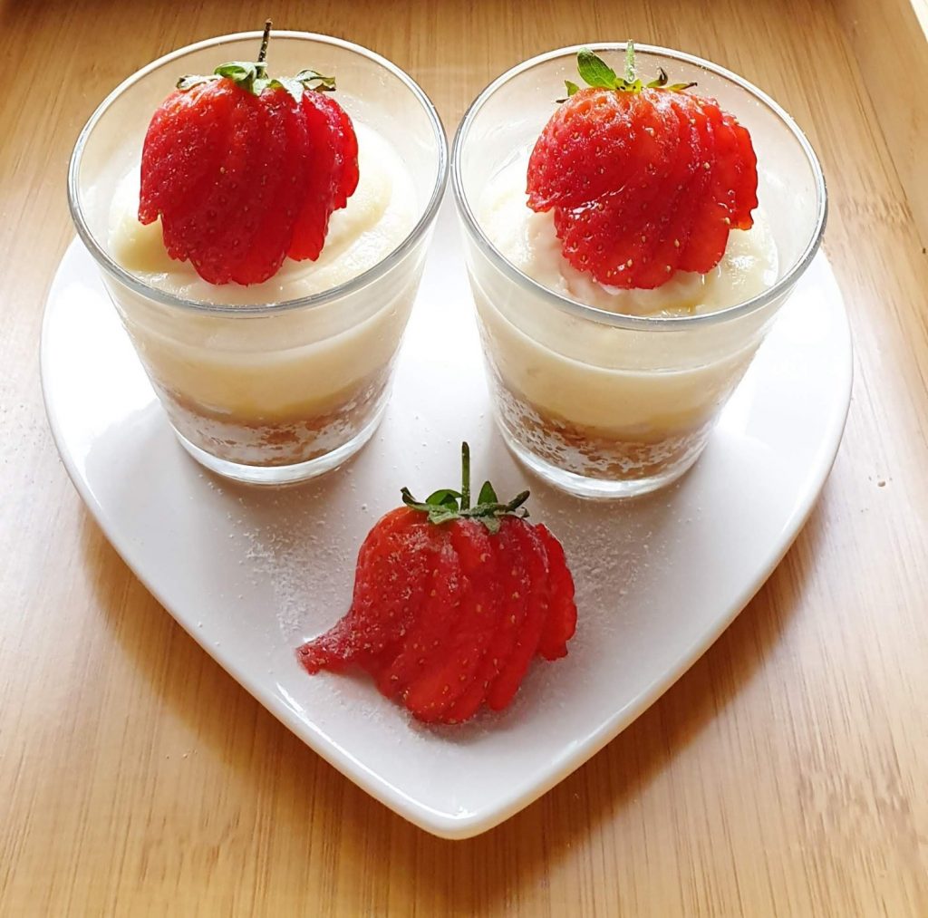 How do I make individual vanilla cheesecake in a glass - recipe