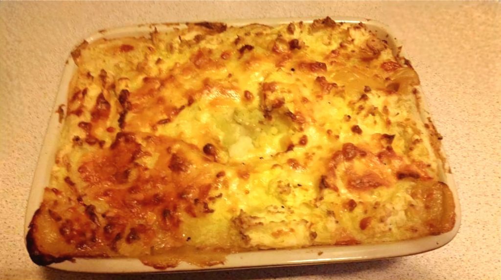 Chicken, Bacon & Leek Pie - Feed Your Family for £20 a week